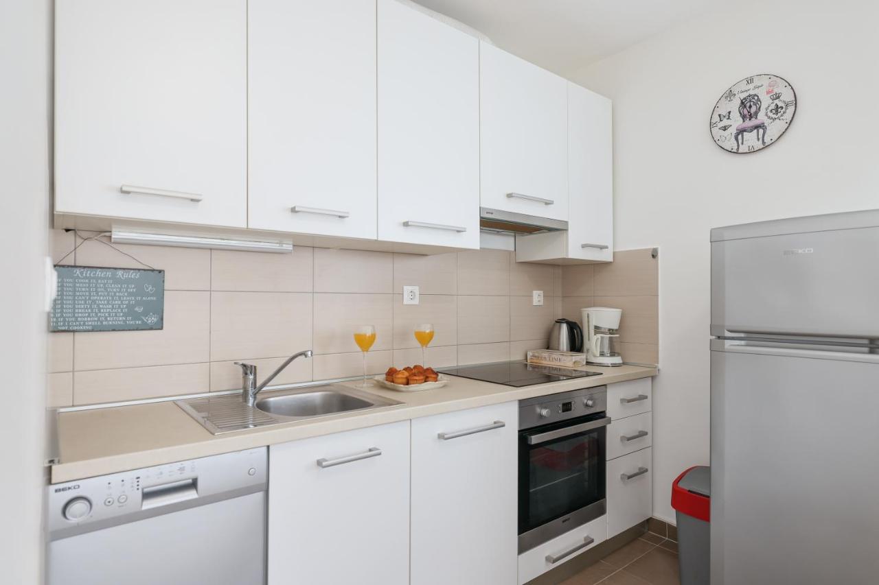 Cozy Niko Apartment - Private Parking And Balcony Zadar Exterior photo